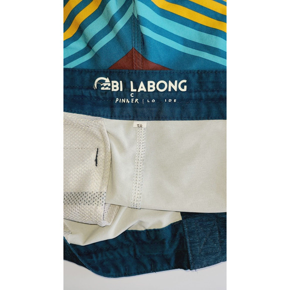 Billabong Boardshorts Shorts Size 38 - Picture 2 of 4